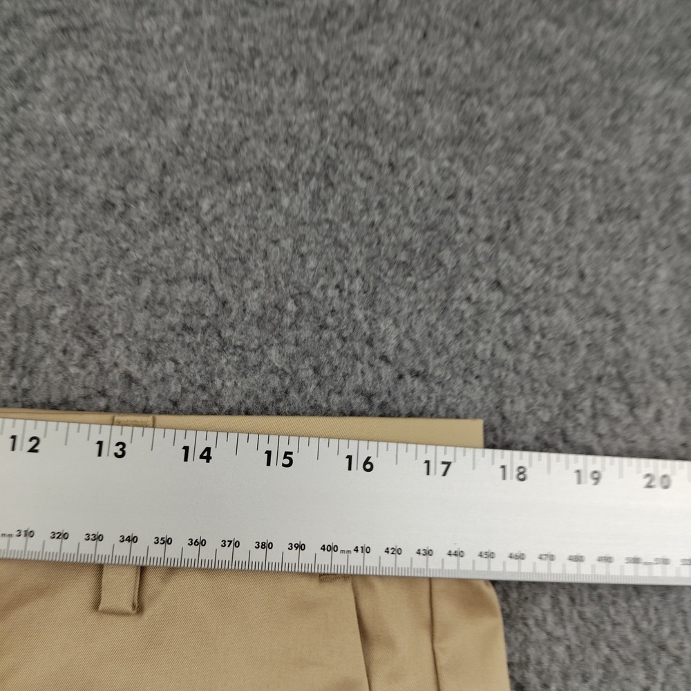 Banana Republic Cotton Shorts Mens 34 Chino Khaki Tan EUC - Picture 2 of 7